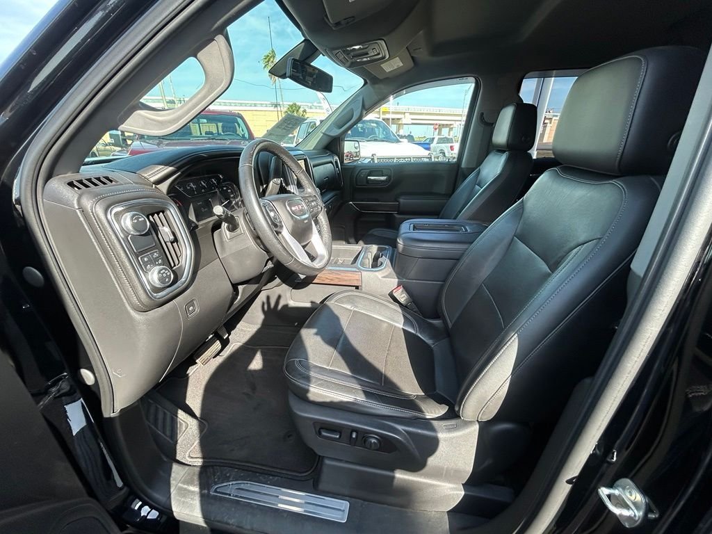 Used 2020 Black GMC SLT image 11