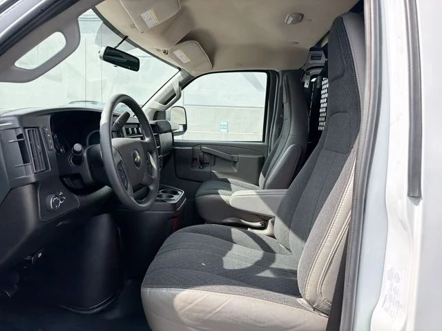 Used 2024 White Chevrolet Work Van image 17