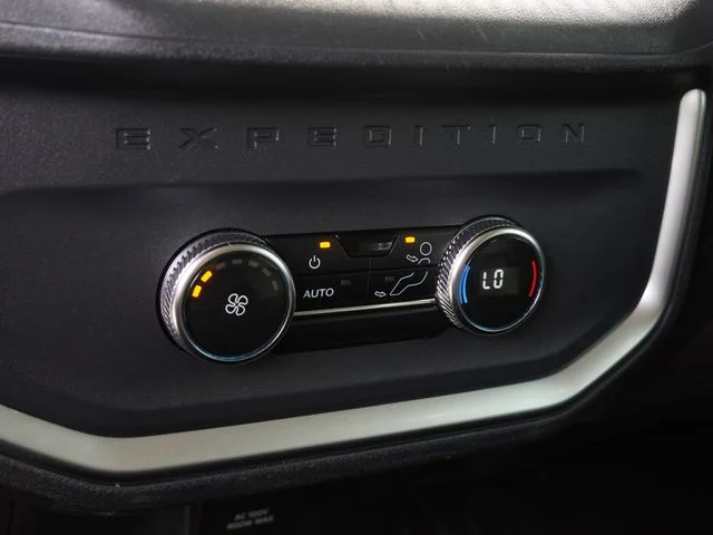 Used 2025 Black Ford Active image 15