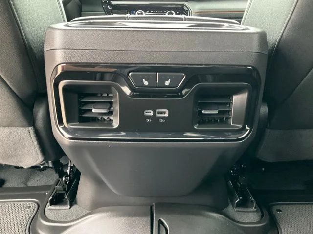 Used 2025 White GMC AT4 image 44