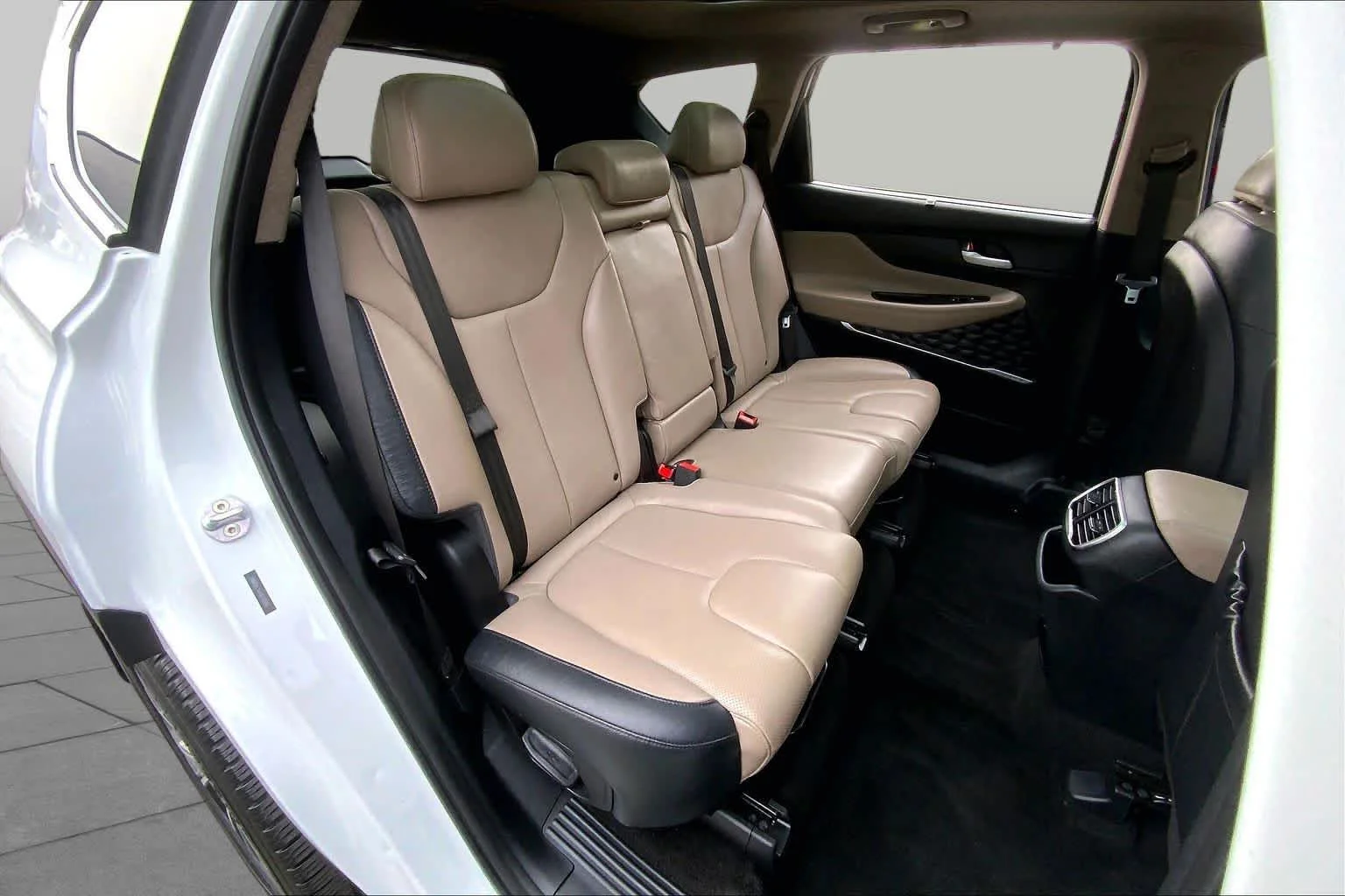 Used 2019 Quartz White Hyundai Ultimate image 20