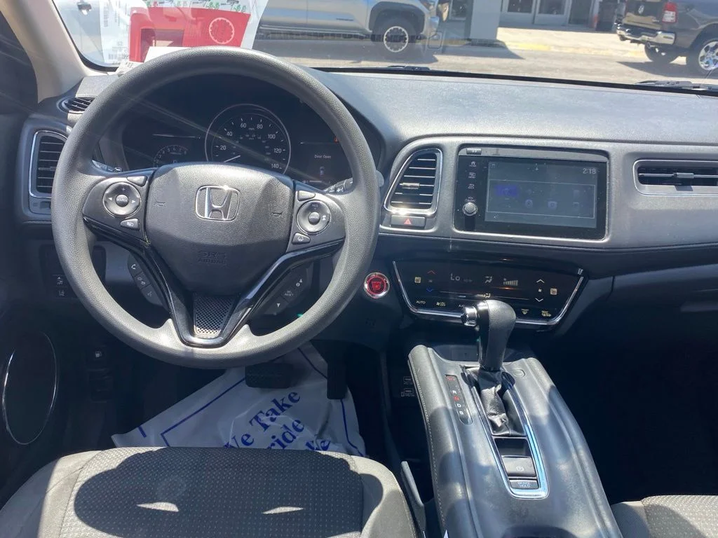 Used 2019  Honda EX image 9