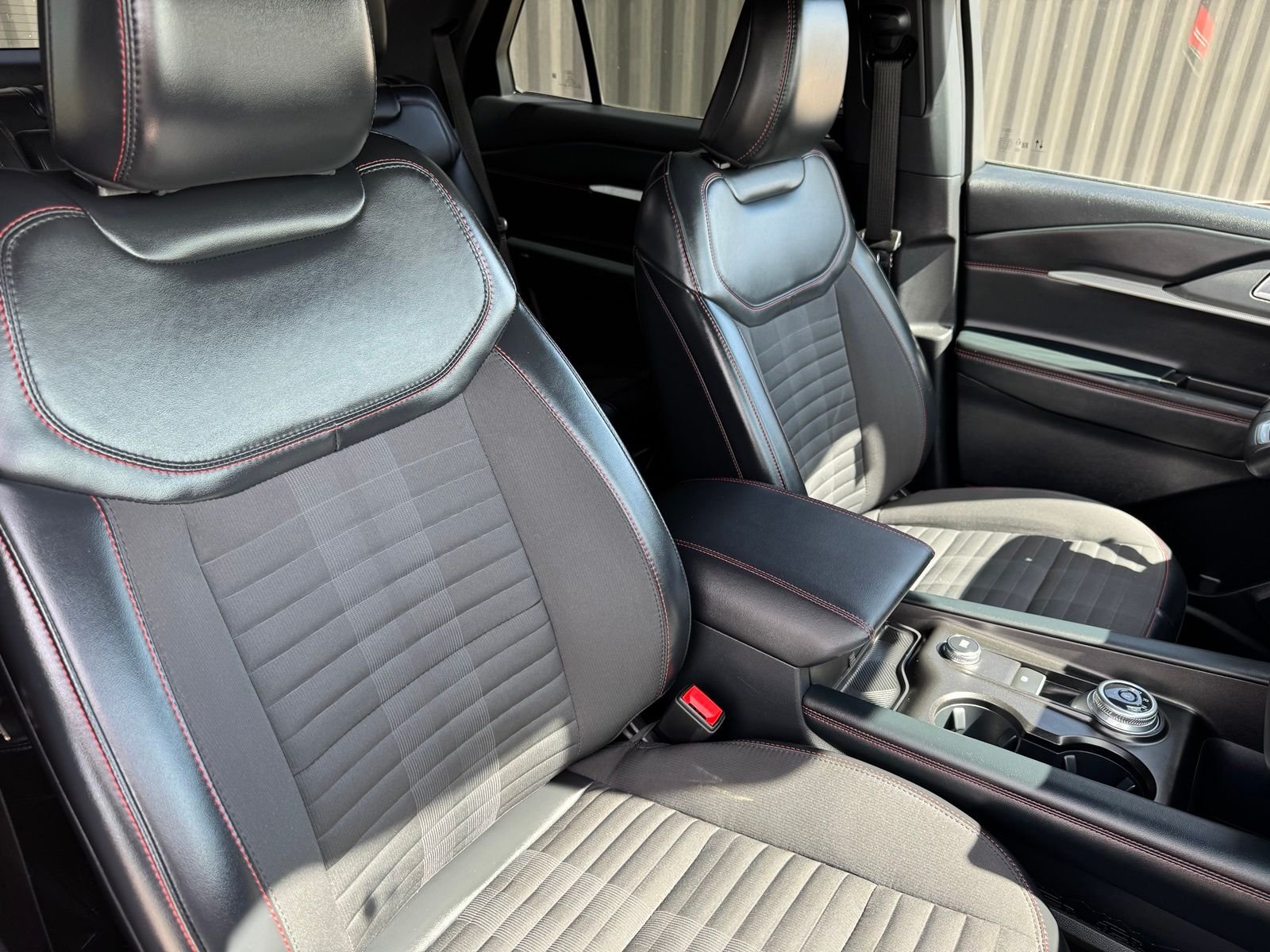 Used 2026 Gray Metallic Ford ST-Line image 36