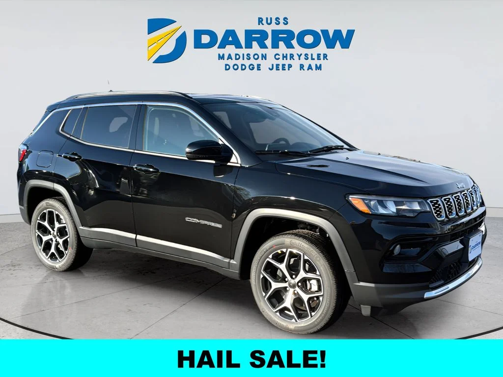 New 2026 Diamond Black Crystal Pearl-Coat Exterior Paint Jeep Limited image 7