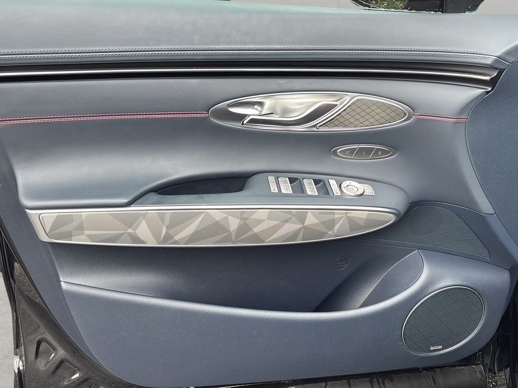 2025 GENESIS GV70 Sport - Photo 11