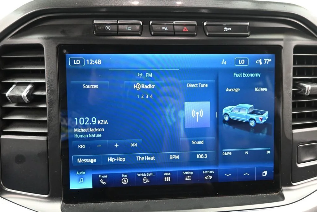Used 2023 Gray Ford Lariat image 19