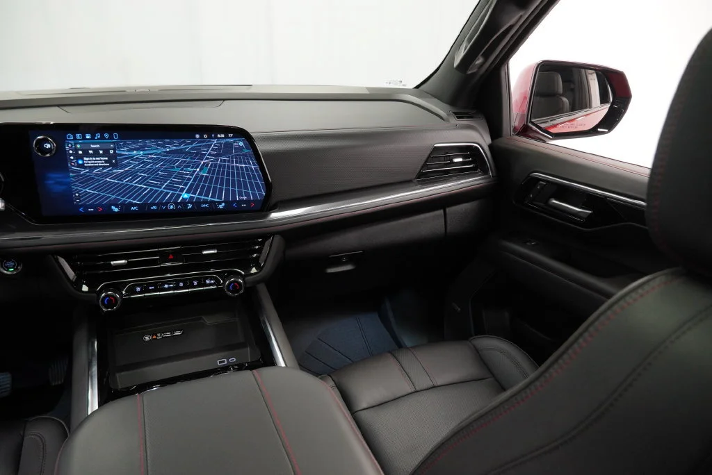 2025 Chevrolet Tahoe RST - Photo 18