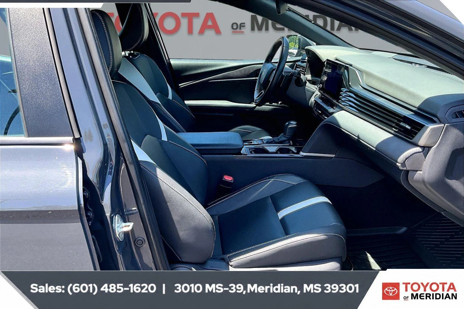 Used 2025 Underground Toyota SE image 6