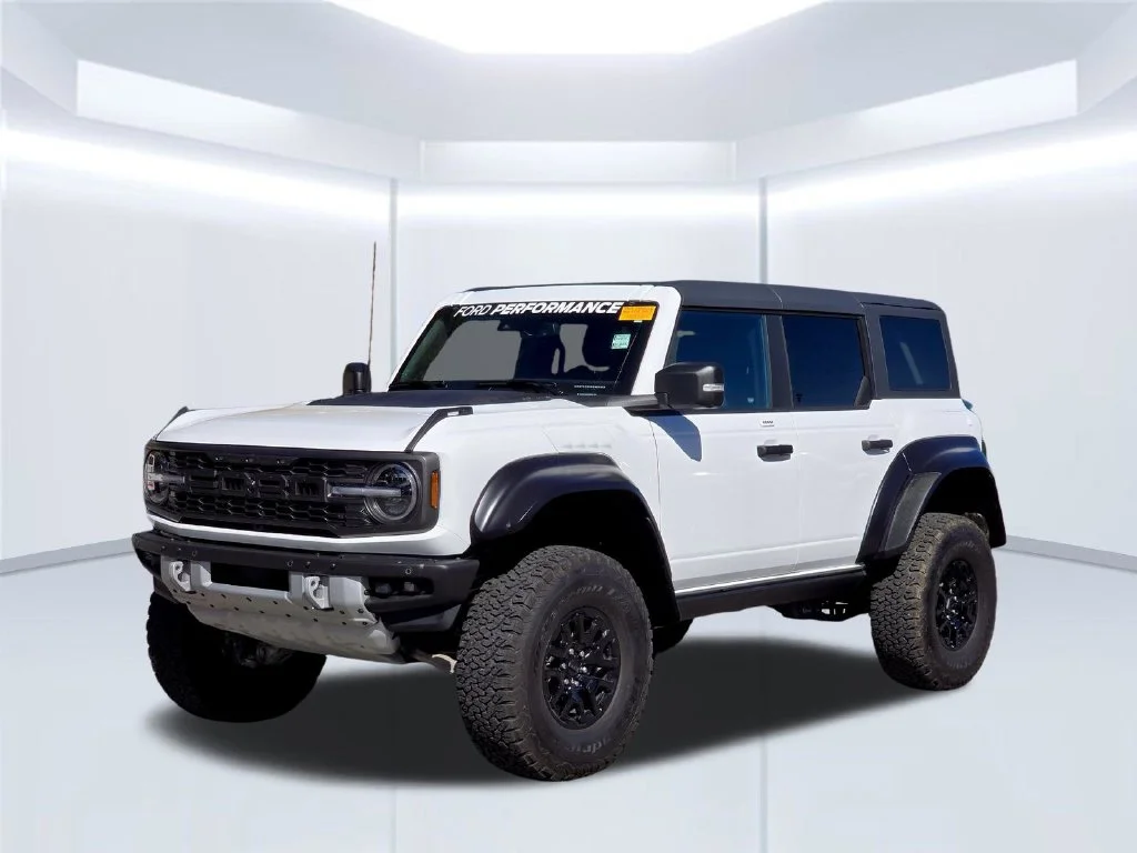 Used 2023 White Ford Raptor image 2