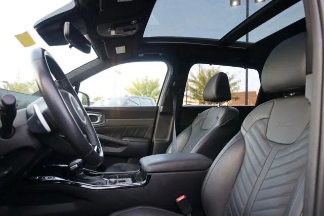 Used 2025 Silver Kia X-Line SX Prestige image 16
