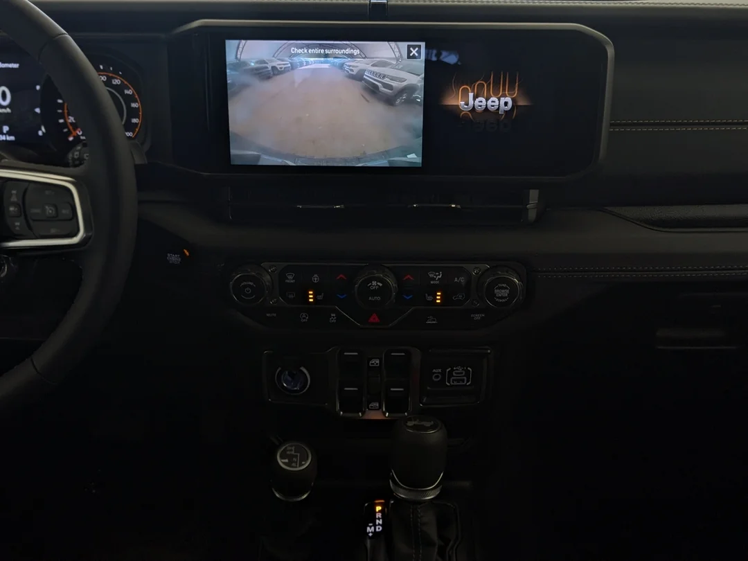 New 2026 Black Jeep Sahara - - 4x4 - McKinley Leather Seats - Body? Colour Hardtop - Side Steps & More! image 21