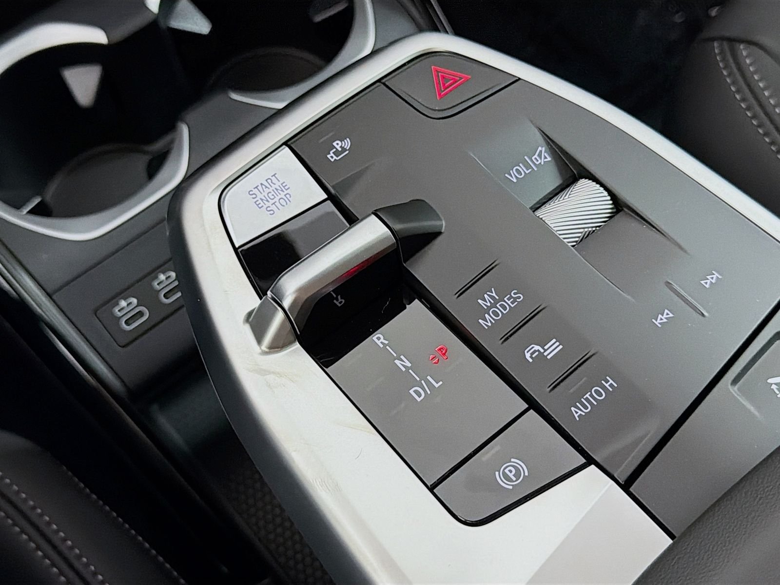 New 2026 Alpine White BMW xDrive28i image 17