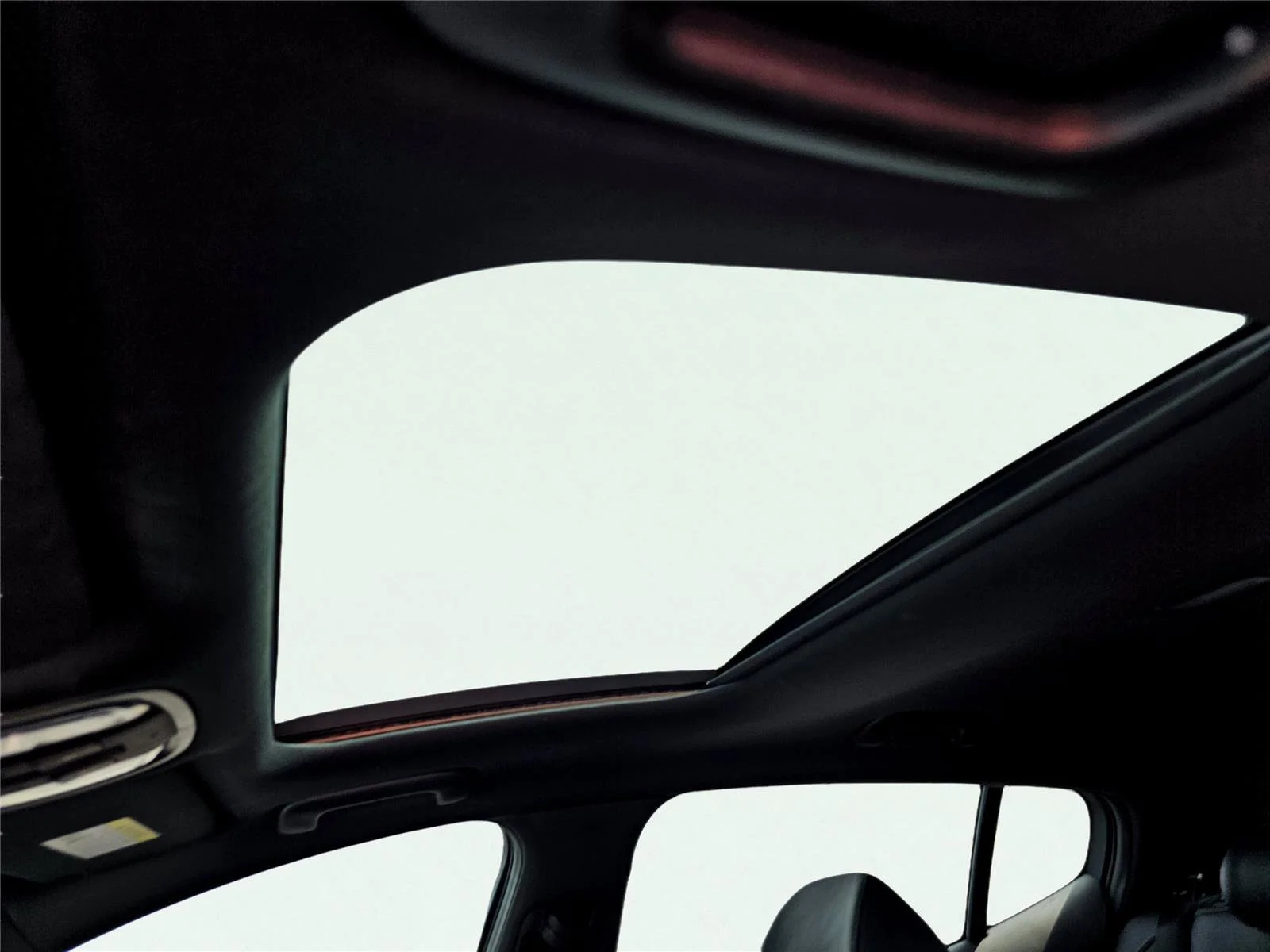 Used 2022 Snow White Pearl Kia GT2 image 19
