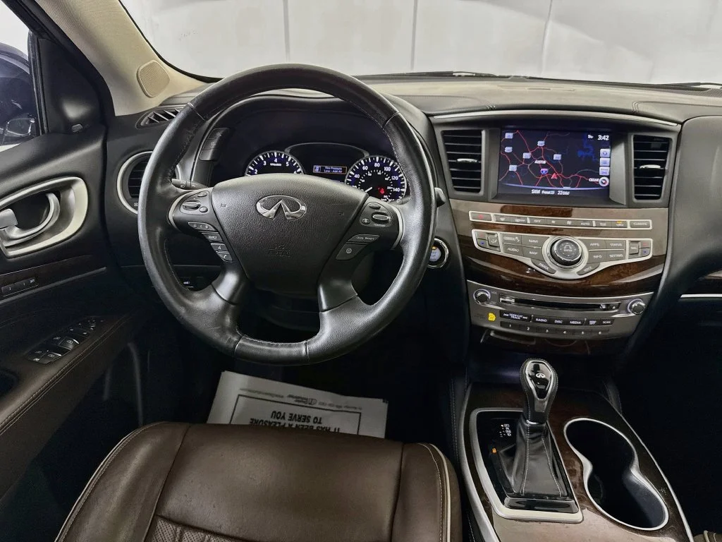 Used 2018 Black INFINITI  image 30