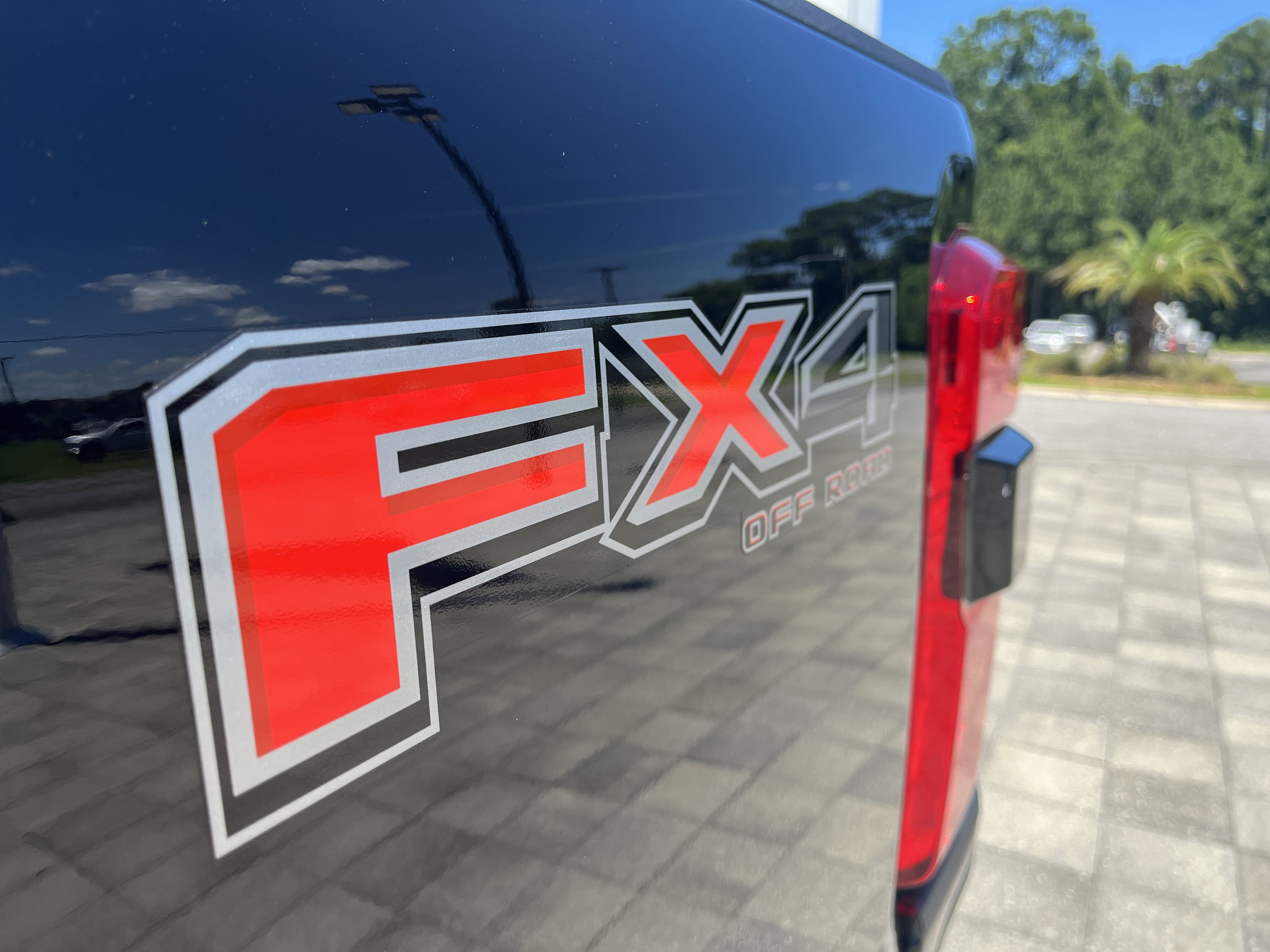 New 2026 Agate Black Metallic Ford F-250® Platinum® image 12
