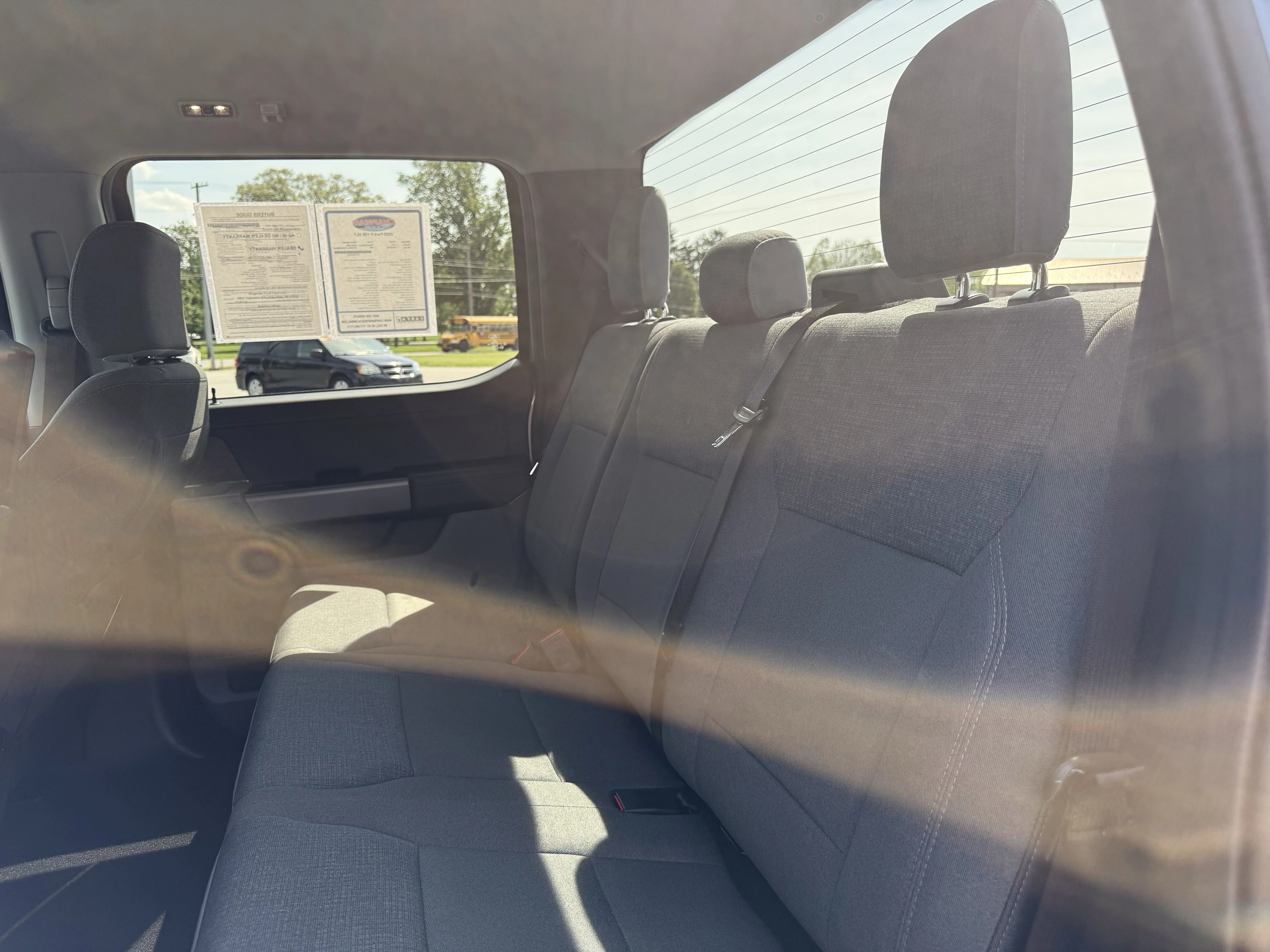 Used 2025 Silver Metallic Ford XLT image 31