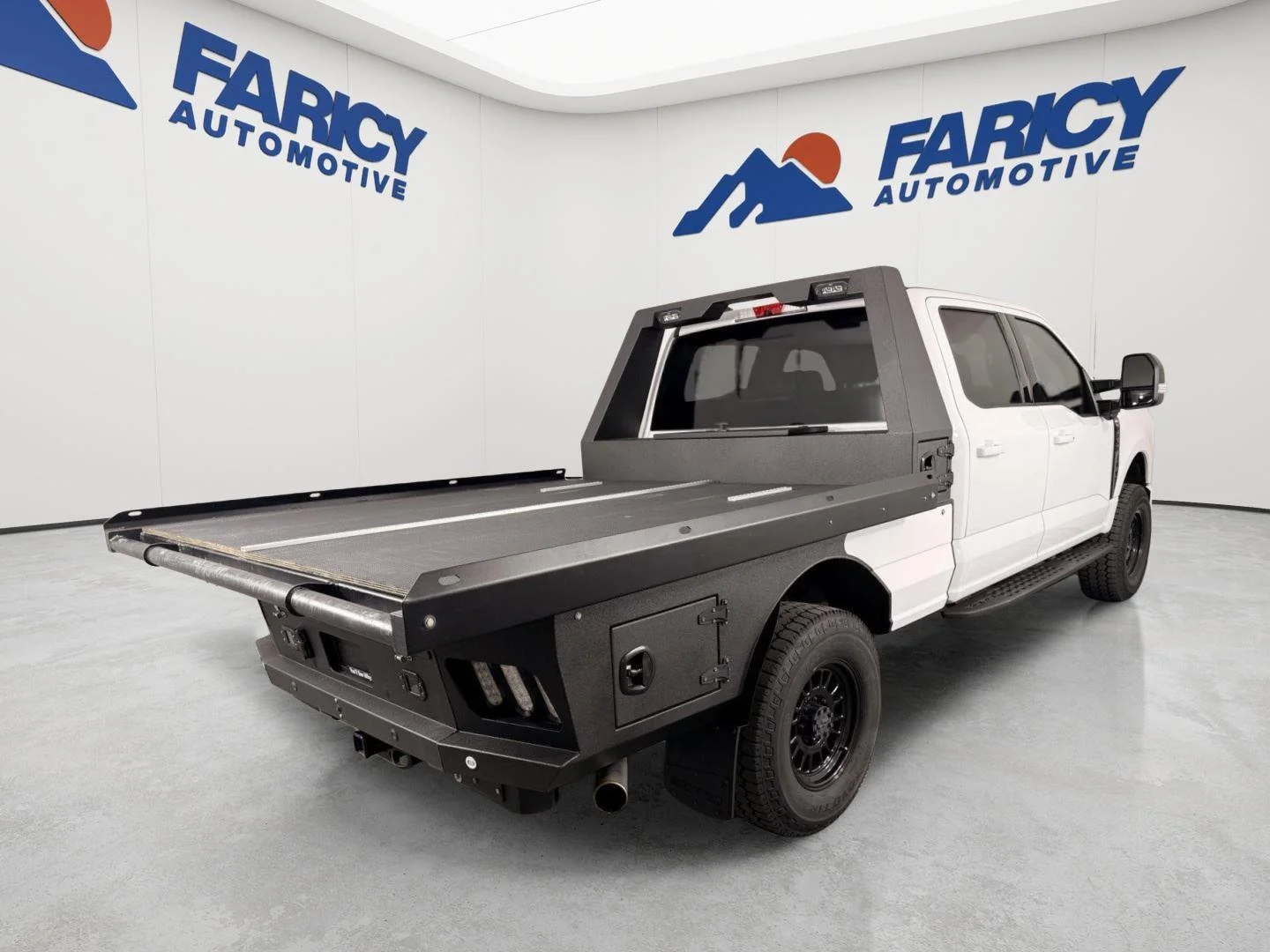 Used 2024 Oxford White Ford LARIAT image 7