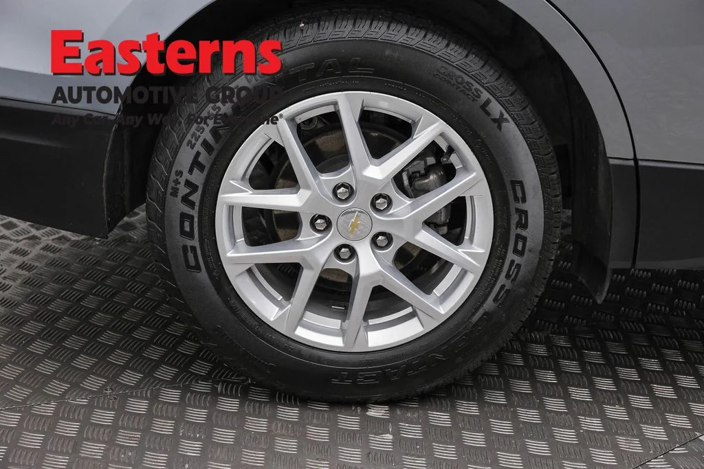 Used 2023 Gray Chevrolet LT image 29
