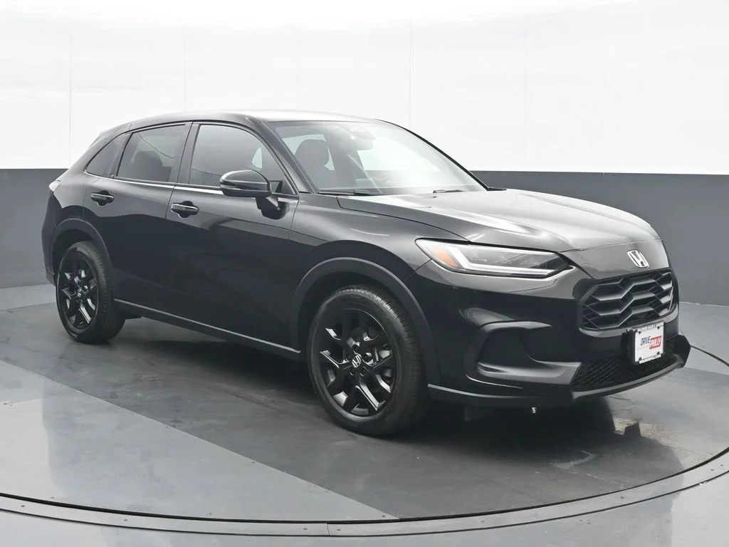 Used 2023 Black Honda Sport image 9