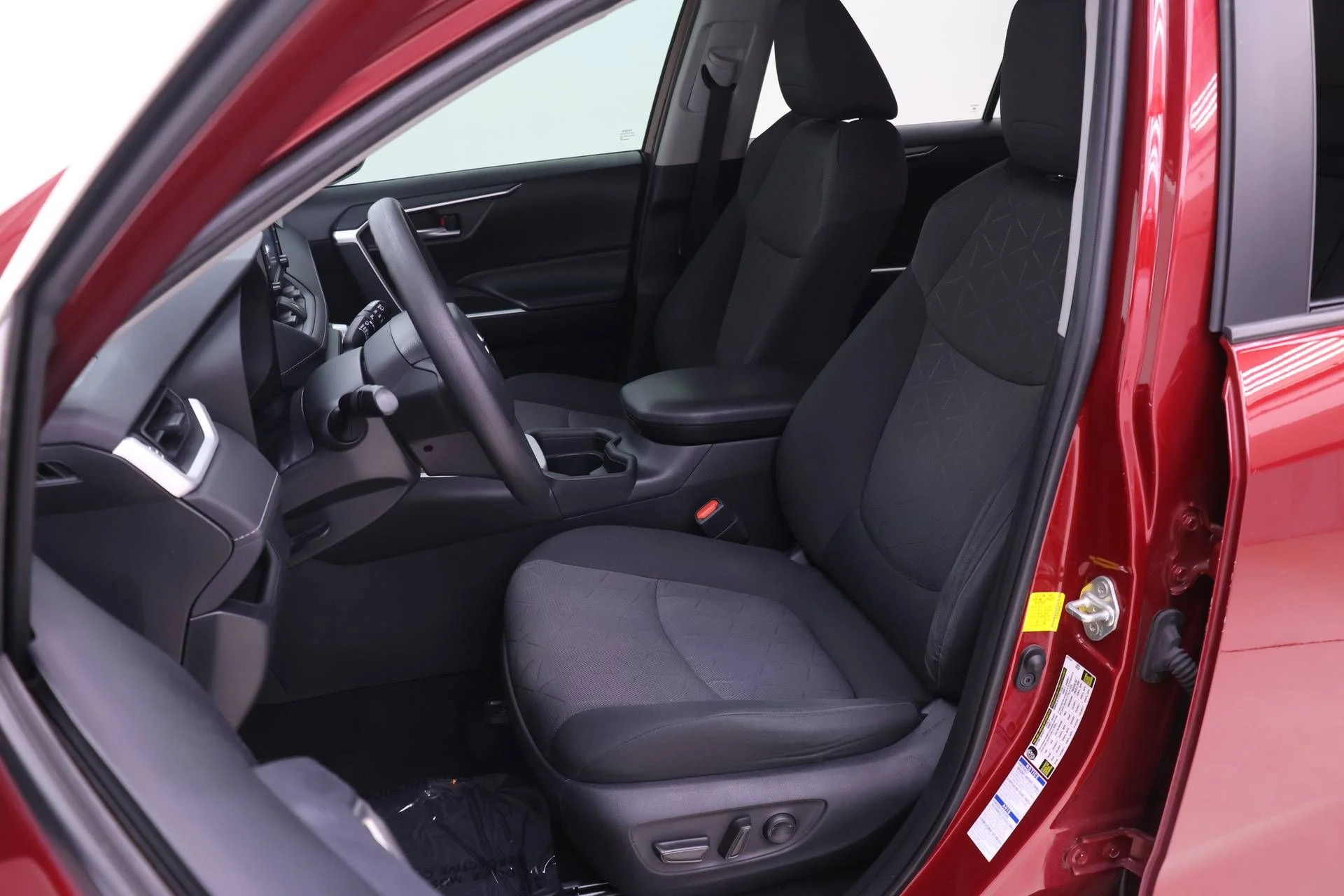 Used 2019 Ruby Flare Pearl Toyota XLE image 4
