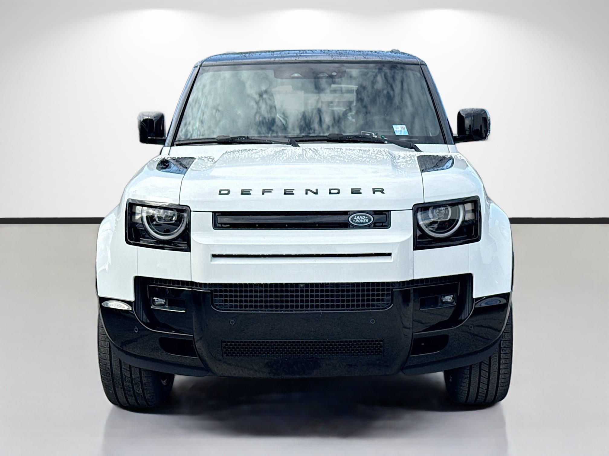 New 2026 Fuji White Land Rover X-Dynamic SE image 8