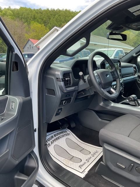 Used 2026 White Ford XLT image 26