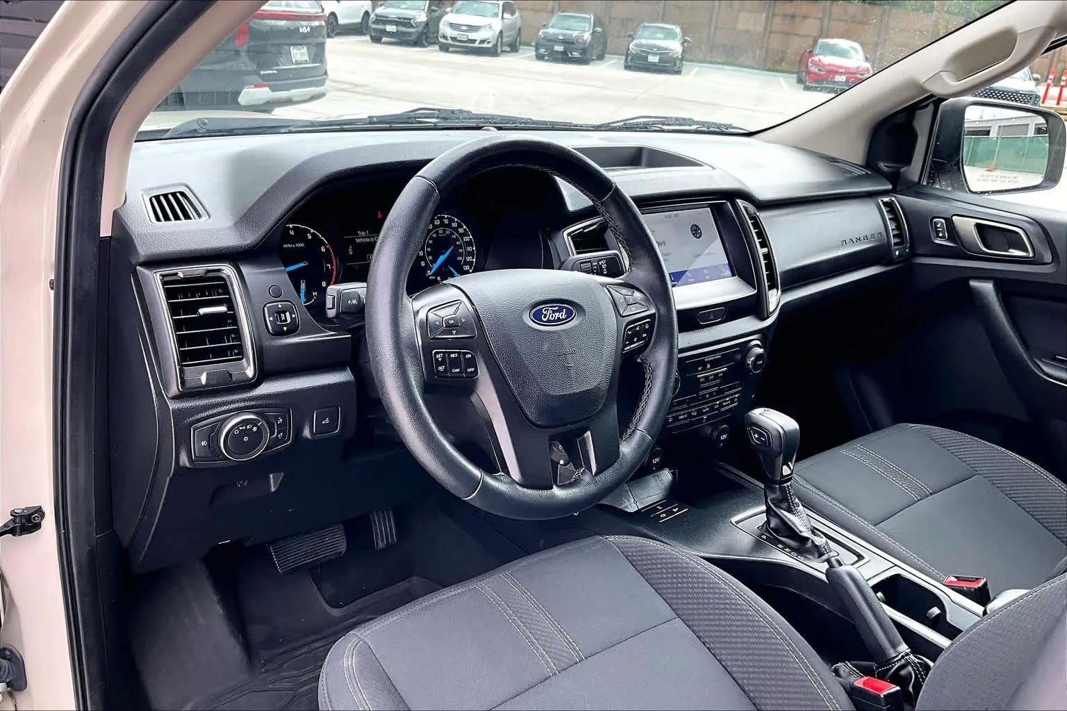 Used 2022 Desert Sand Ford XLT image 16