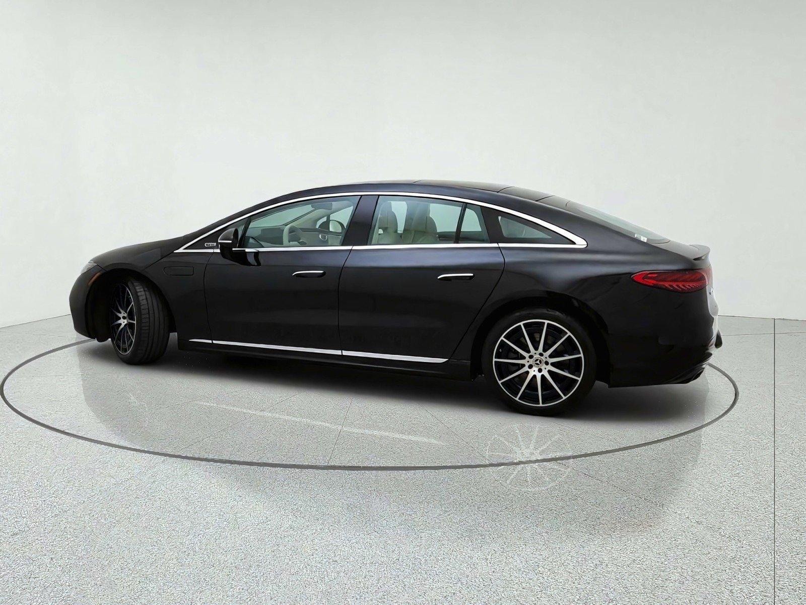 Certified Used 2023 Obsidian Black Metallic Mercedes-Benz EQS 450+ image 13