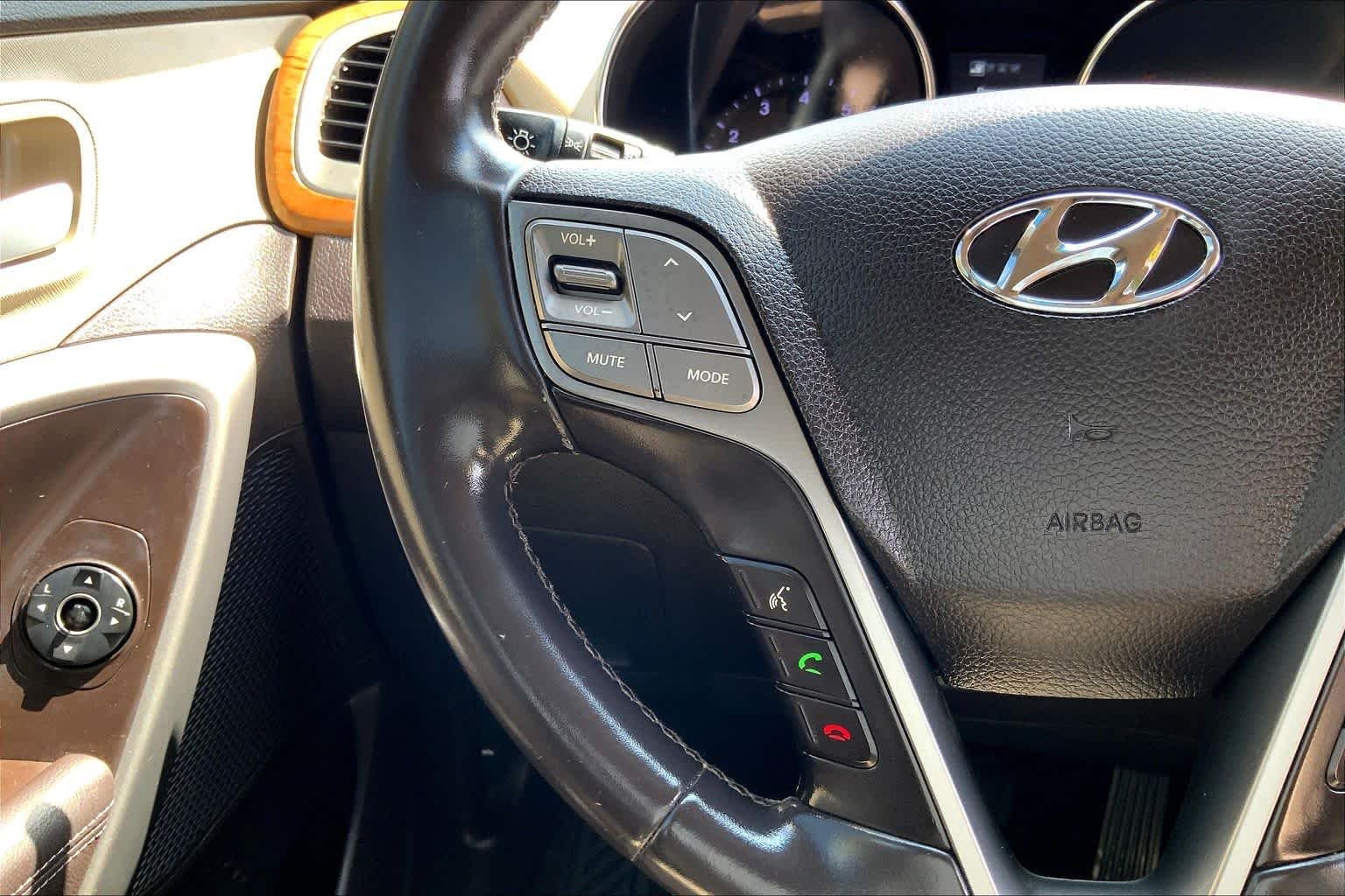 Used 2014 Twilight Black Hyundai  image 24