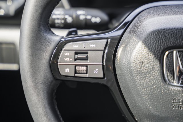 Used 2025 Sonic Gray Pearl Honda Touring+ image 32