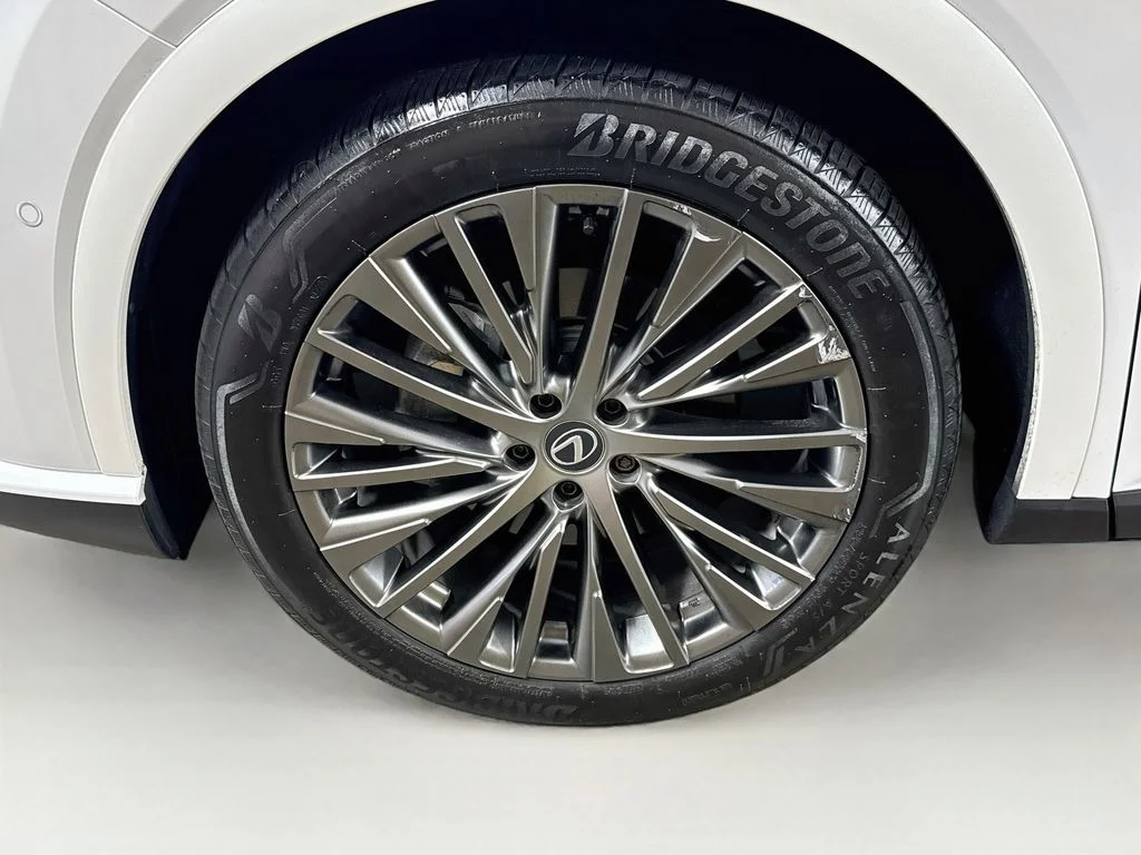 Used 2024 White Lexus 350 Luxury image 43