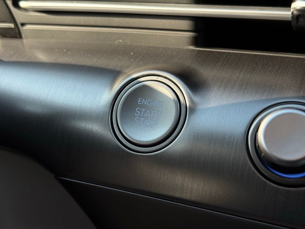 2026 Hyundai Kona SE - Photo 25