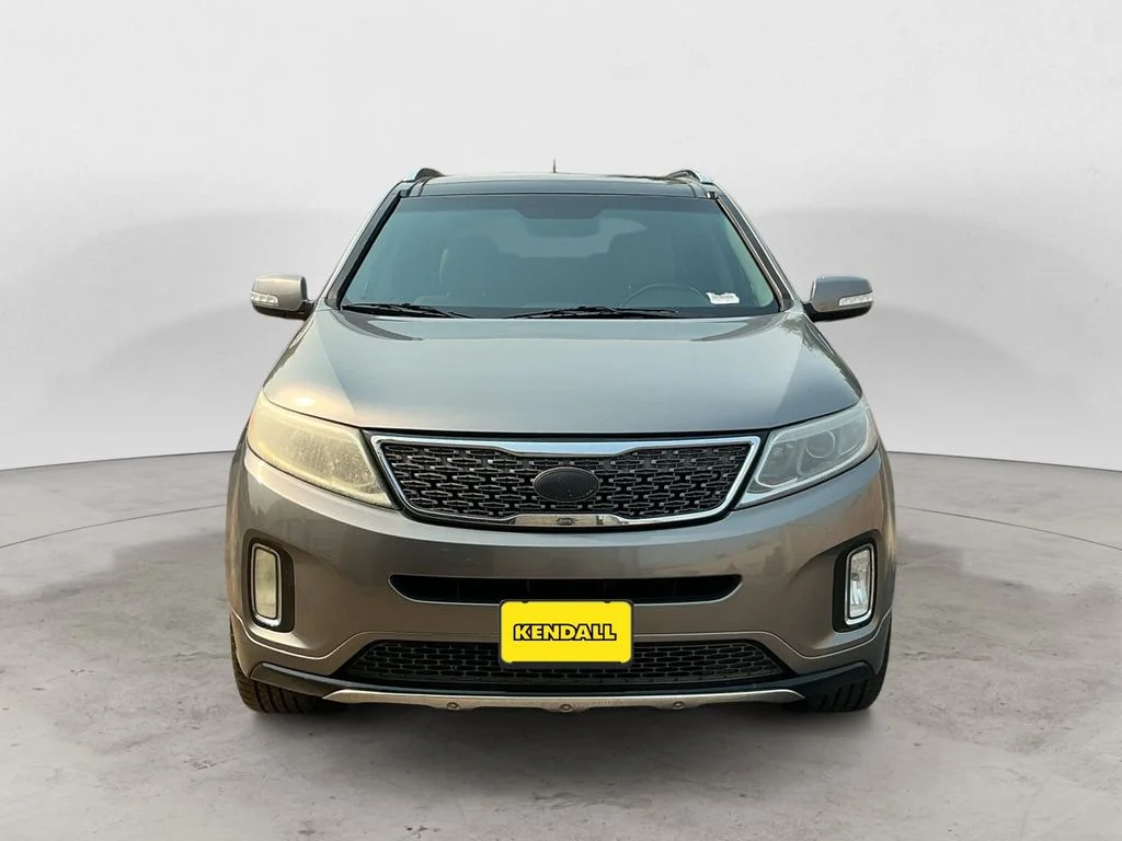 Used 2014 Silver Kia SX image 2