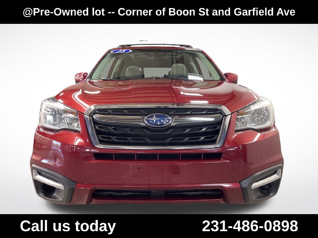 Used 2018 Red Subaru 2.5i Premium image 10
