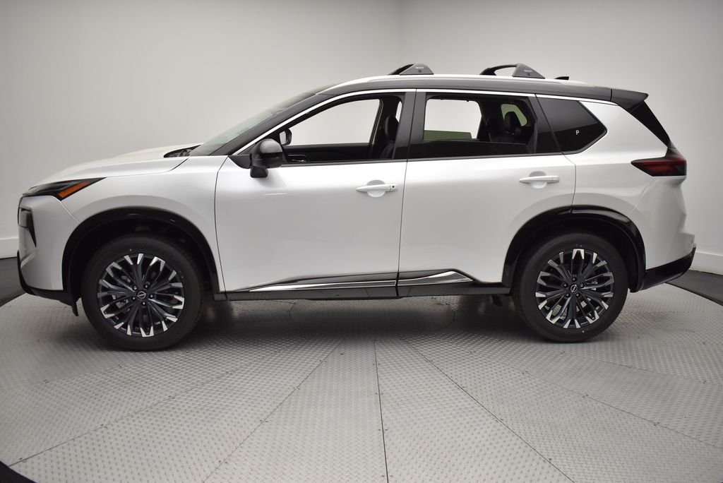 New 2026 Everest White Pearl TriCoat / Super Black Two-tone Nissan Platinum image 8