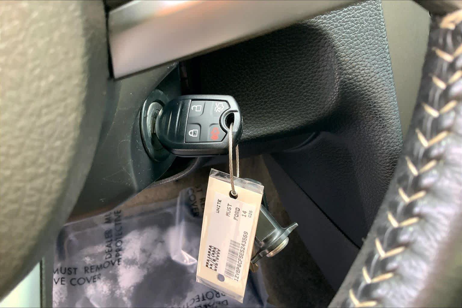 Used 2014 Oxford White Ford GT image 12