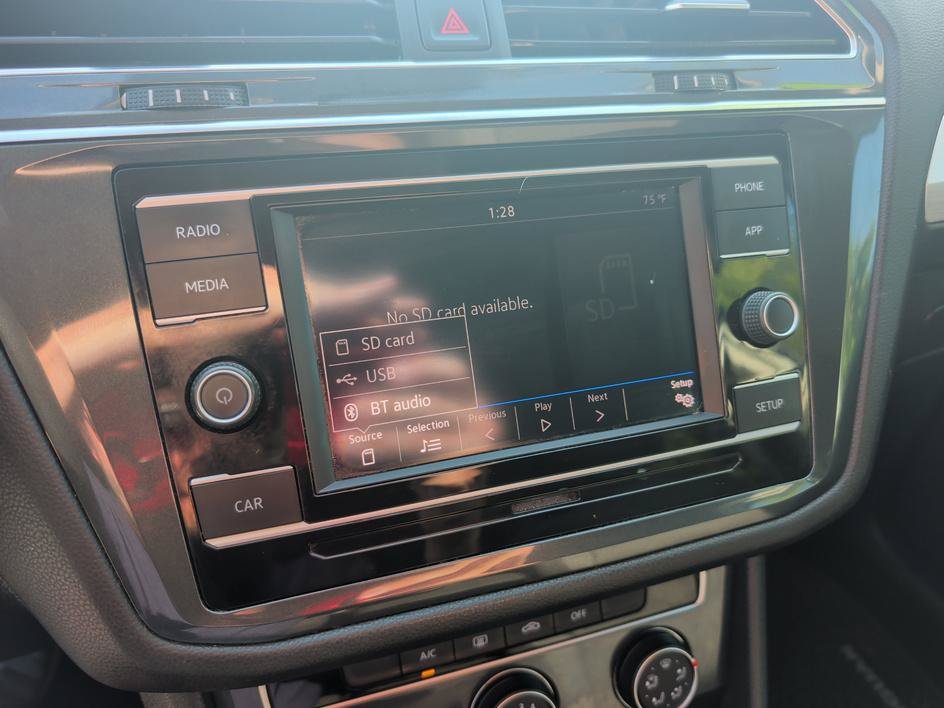 Used 2019 Pure White Volkswagen S image 24