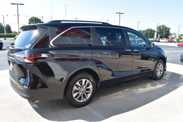 Used 2025 Black Toyota XLE image 5