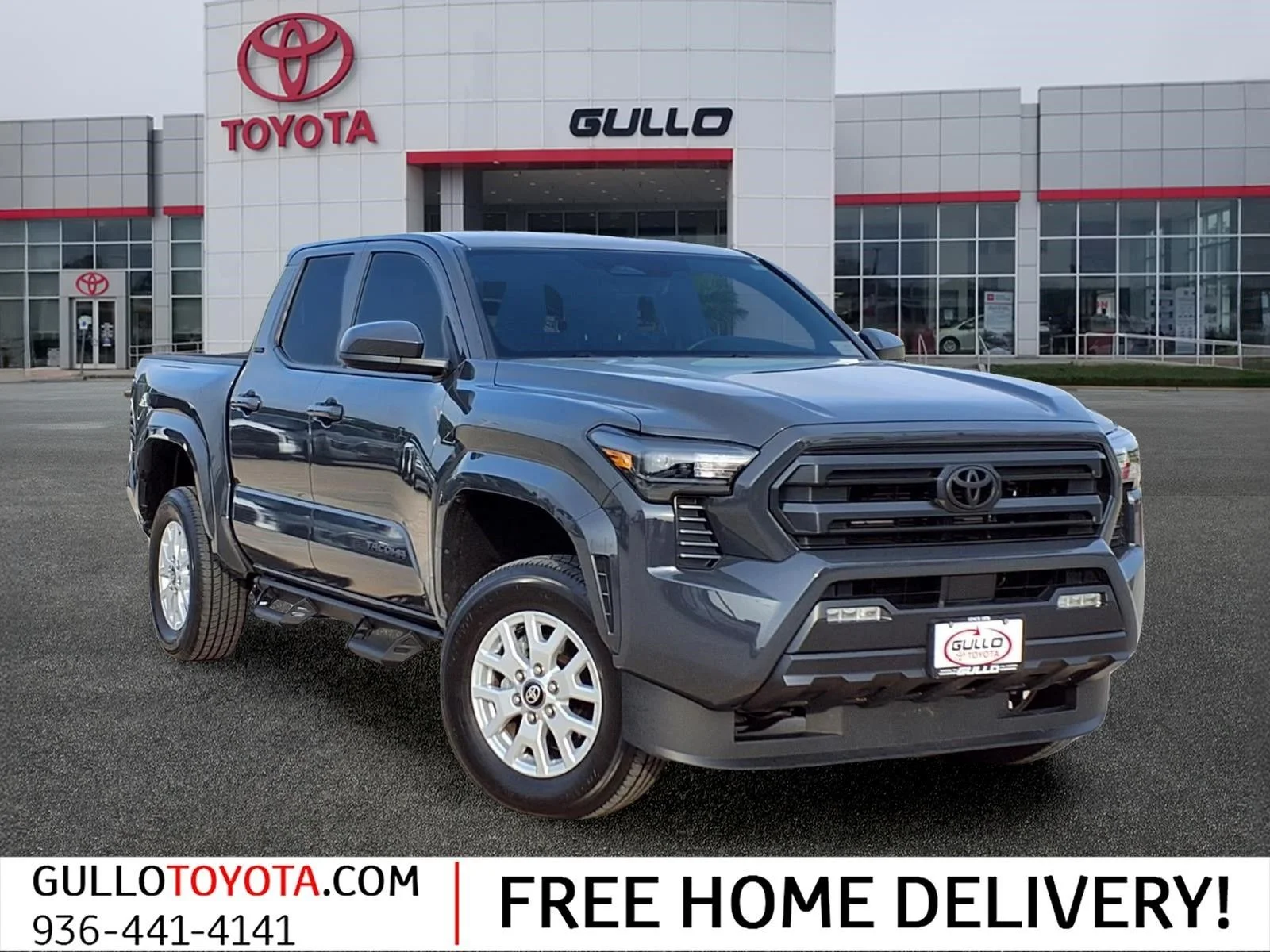 Used 2025  Toyota SR5 image 1