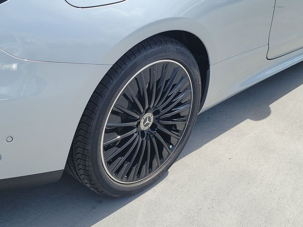 New 2027 Cirrus Silver Metallic Mercedes-Benz CLE 450 image 34