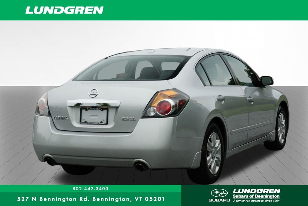 Used 2012 Silver Nissan 2.5 SL image 3