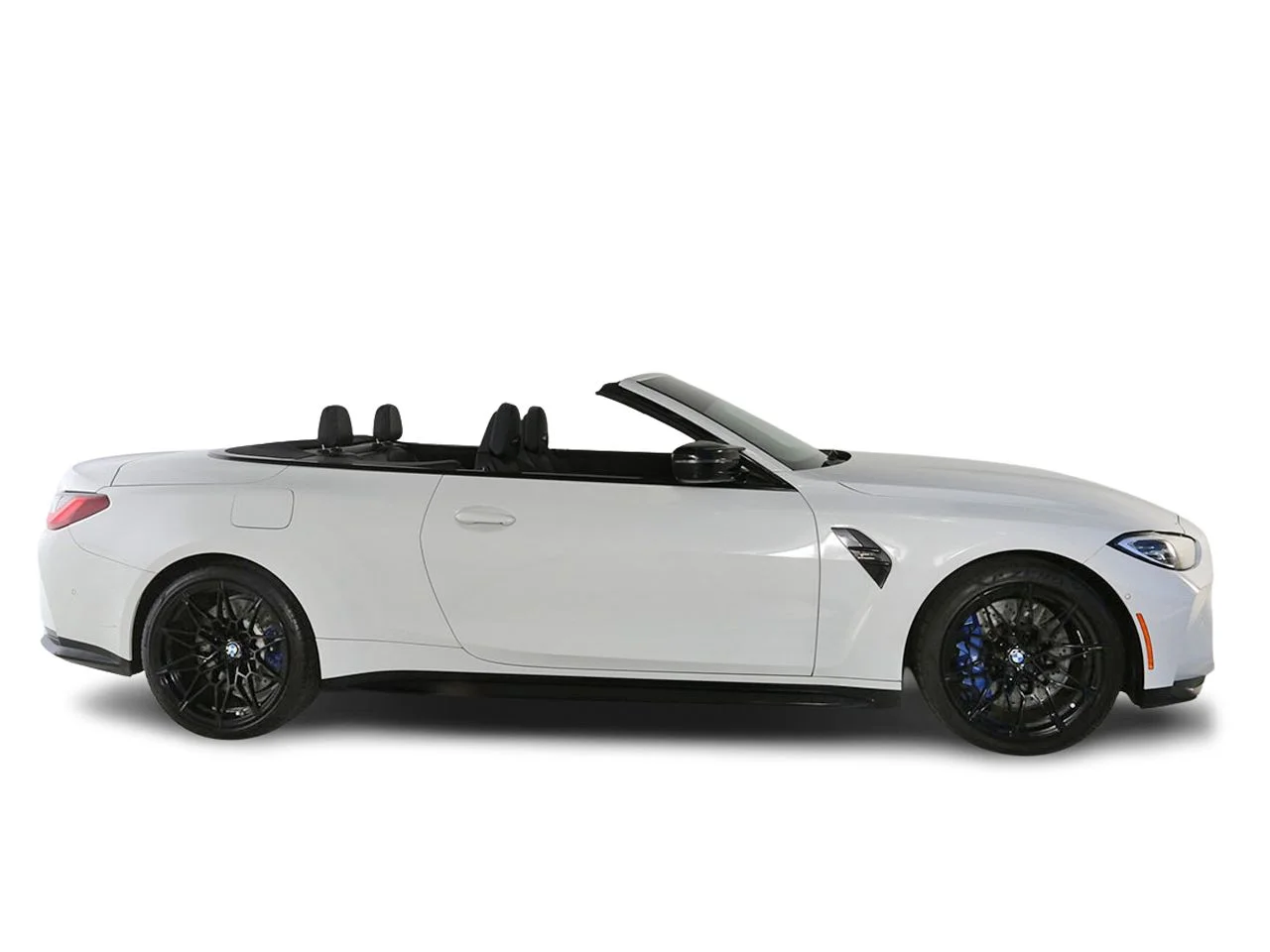 Used 2022 White BMW Competition image 14