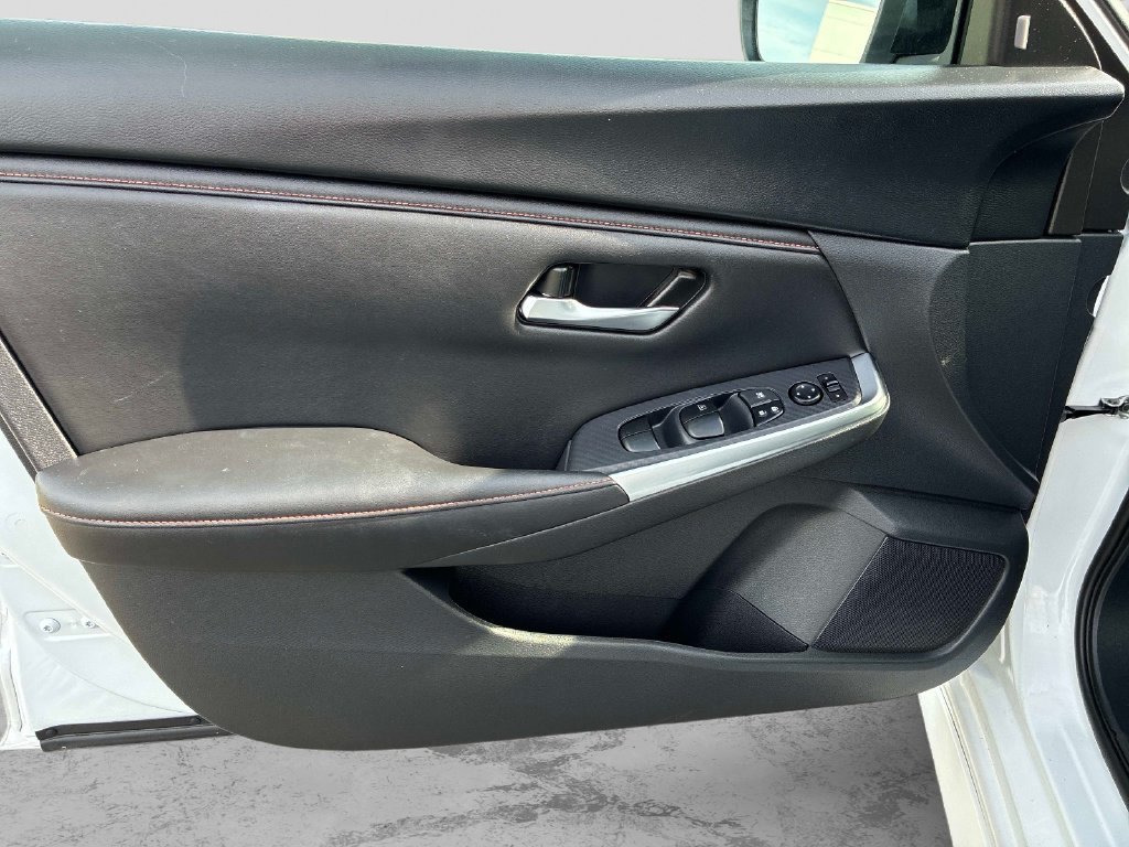 Used 2023 White Nissan SR image 19