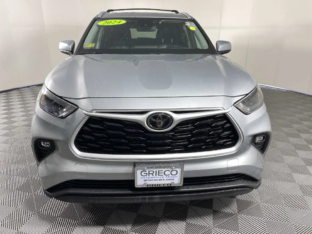 Used 2024 Celestial Silver Metallic Toyota XLE image 3