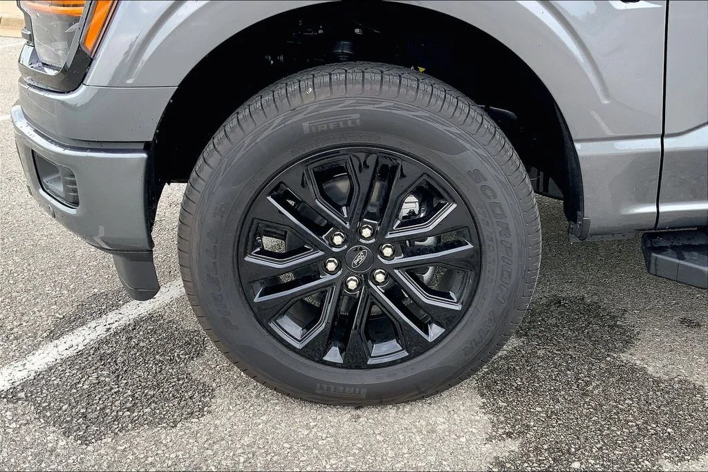 New 2026 Gray Ford XLT image 12