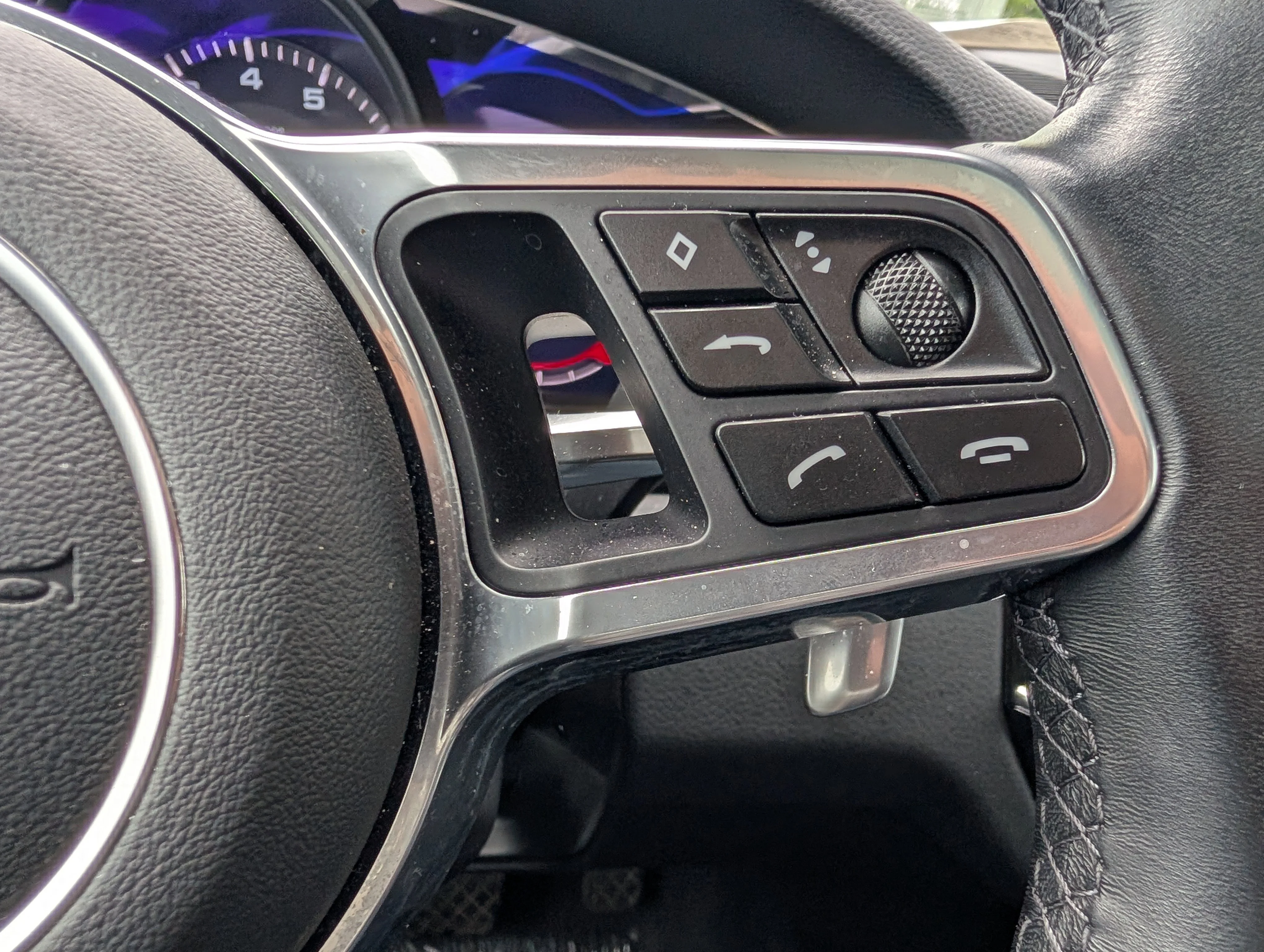 Used 2022 Moonlight Blue Metallic Porsche Platinum Edition image 29