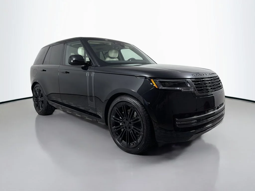 New 2026 Santorini Black Land Rover SE image 3