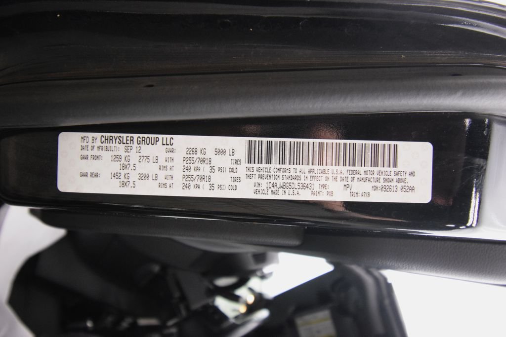 Used 2013 Black Jeep Sahara image 21