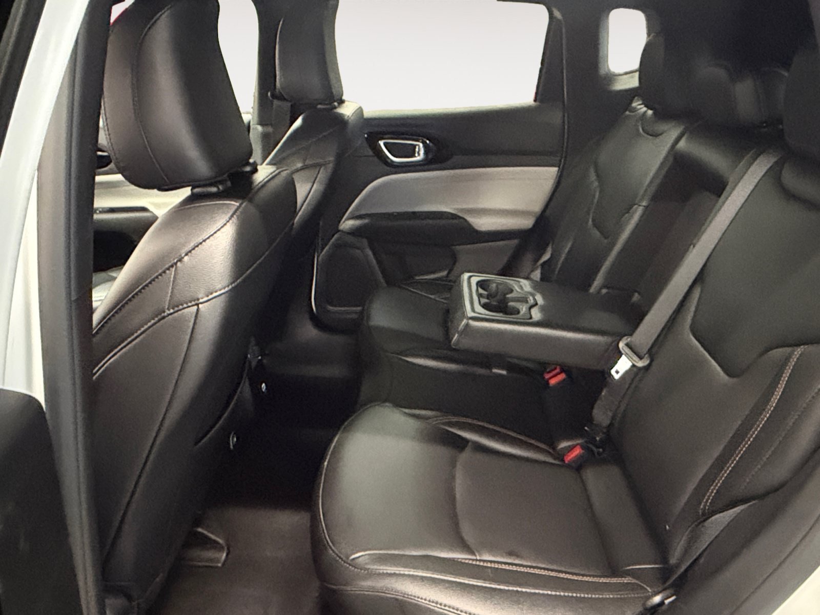 Used 2024 Bright White Clearcoat Jeep Limited image 23