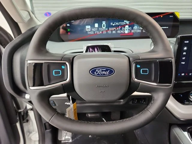 New 2026 Star White Metallic Tri-Coat Ford Active image 17